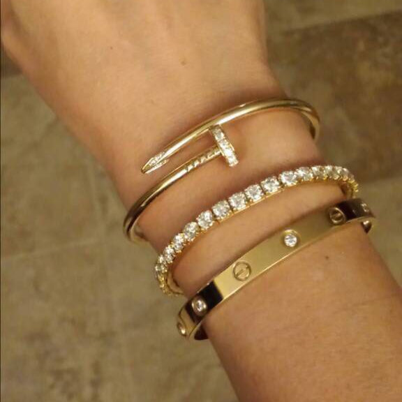 Elegant Nail-Inspired Bracelet
