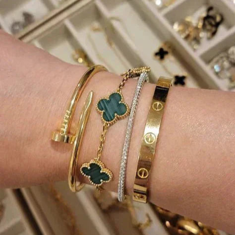 Clover Bracelet Green – Elegant Four-Leaf Charm Bracelet for Luck & Timeless Style
