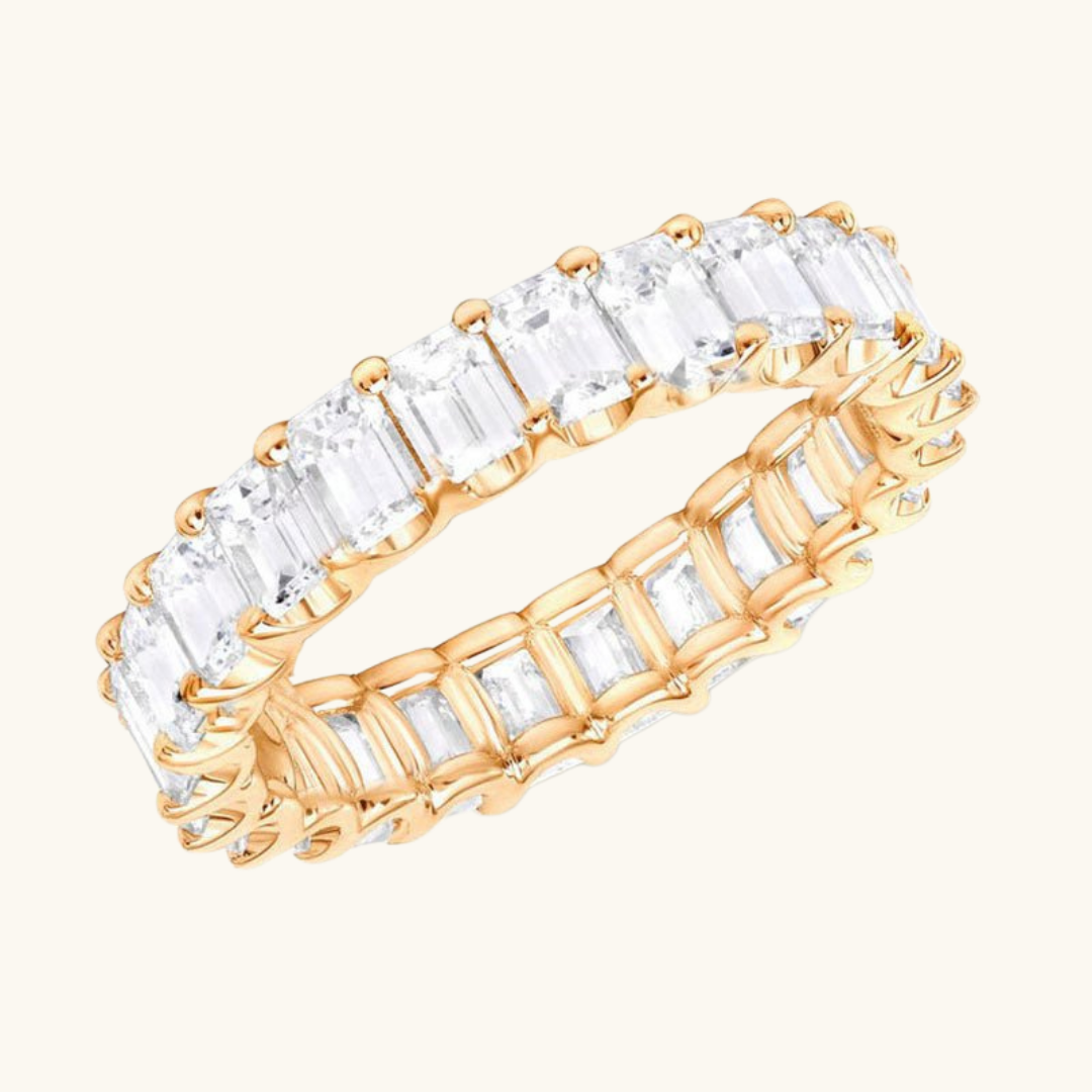 Cubic Ring Gold – Elegant Geometric Design with Sparkling Cubic Zirconia Stone