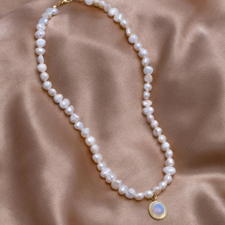 Elegant Gold Pearl Necklace with Natural Moonstone