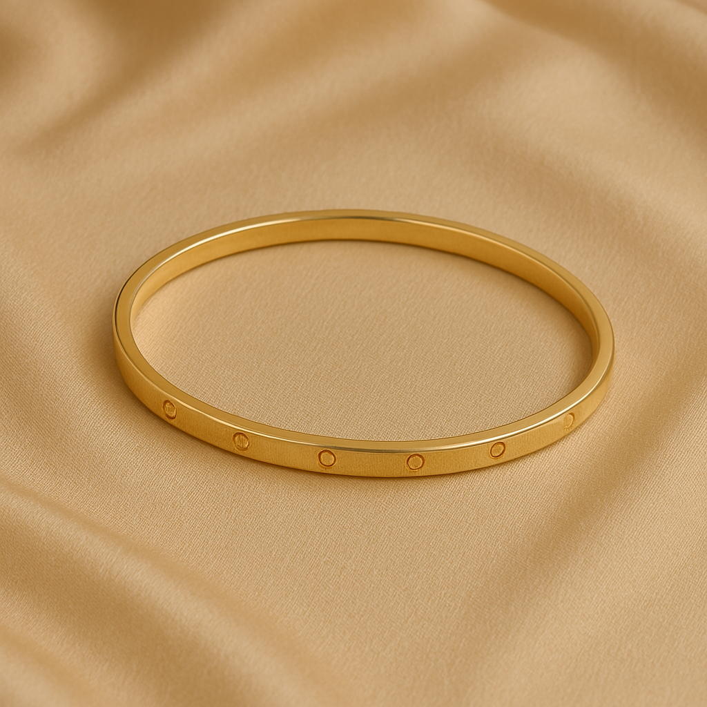 Minimalist Sleek Gold Bangle Bracelet