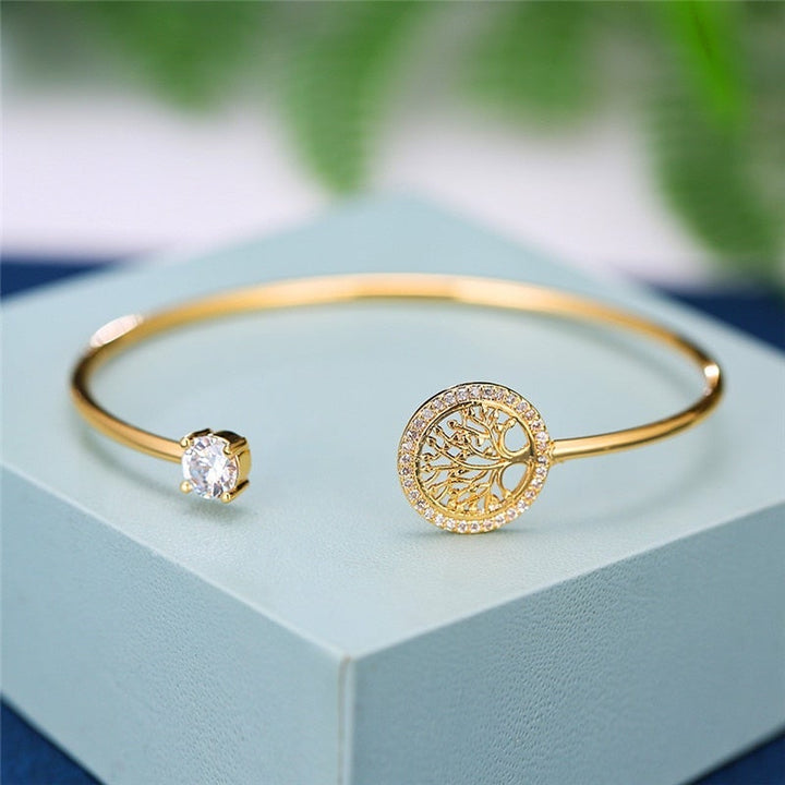 Adjustable Bracelet with Tree of Life – Symbol of Balance & Strength