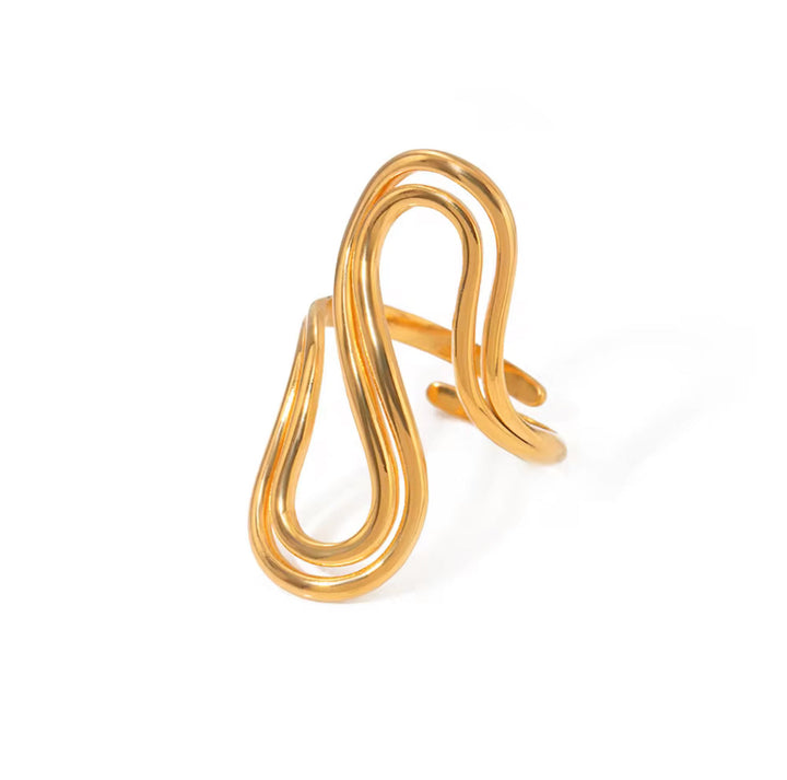 Elegant Gold Wave Ring
