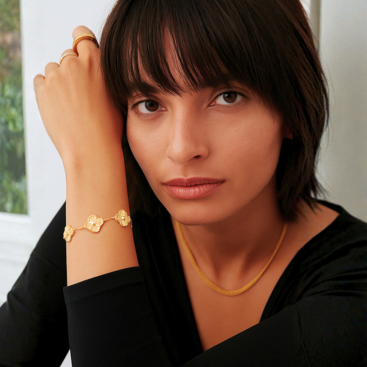 Delicate Gold Clover Bracelet