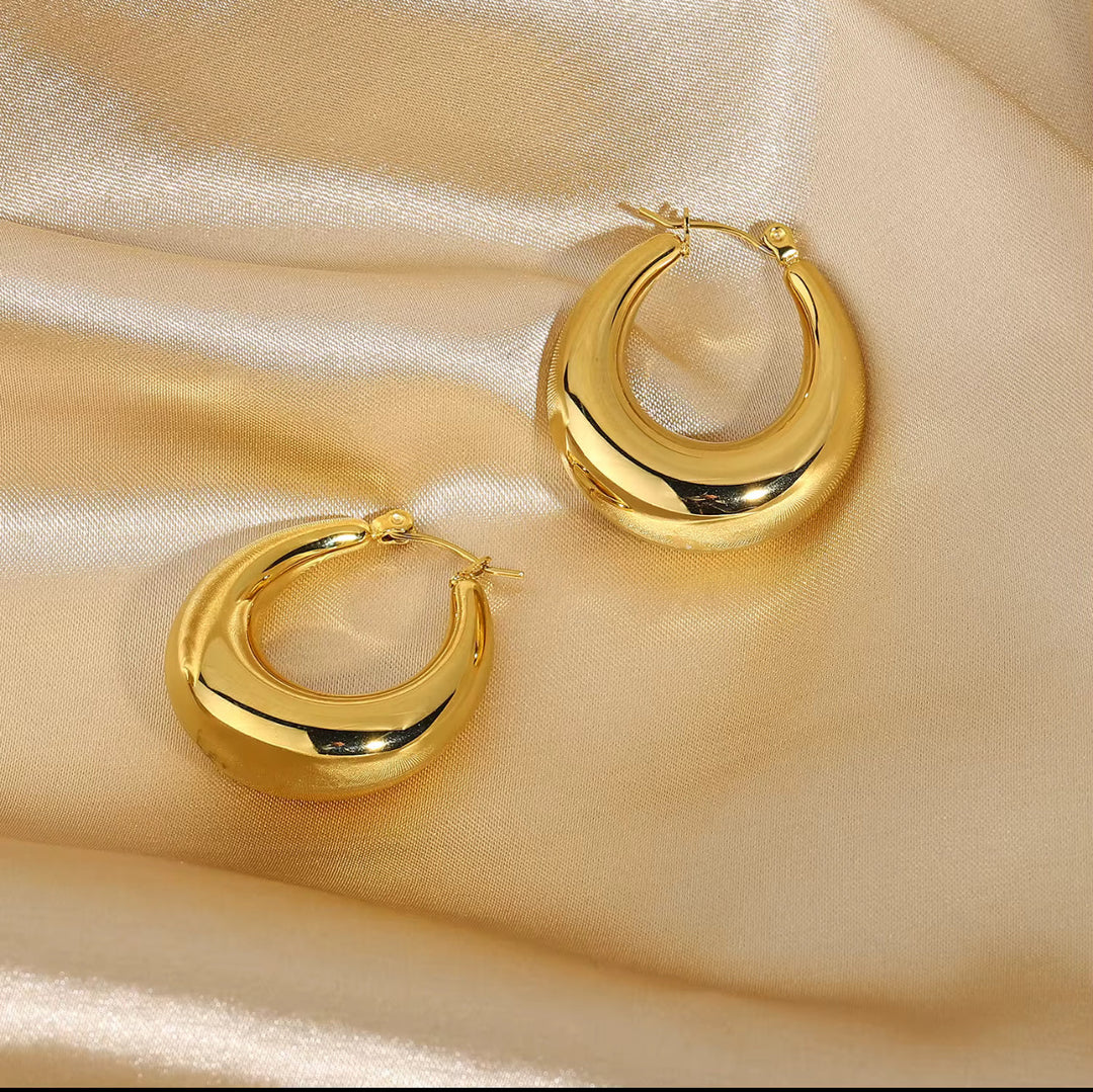 Chunky C-Shaped Hoop Earrings