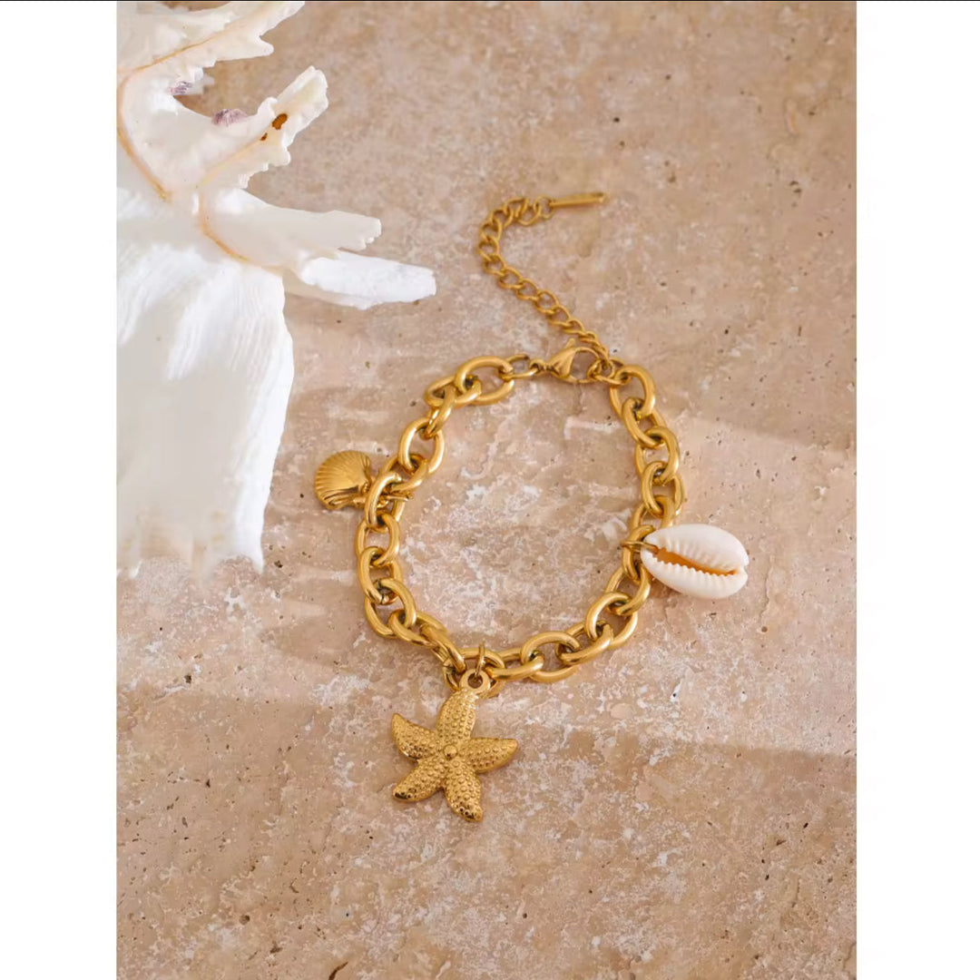 Gold Starfish & Shell Chain Bracelet