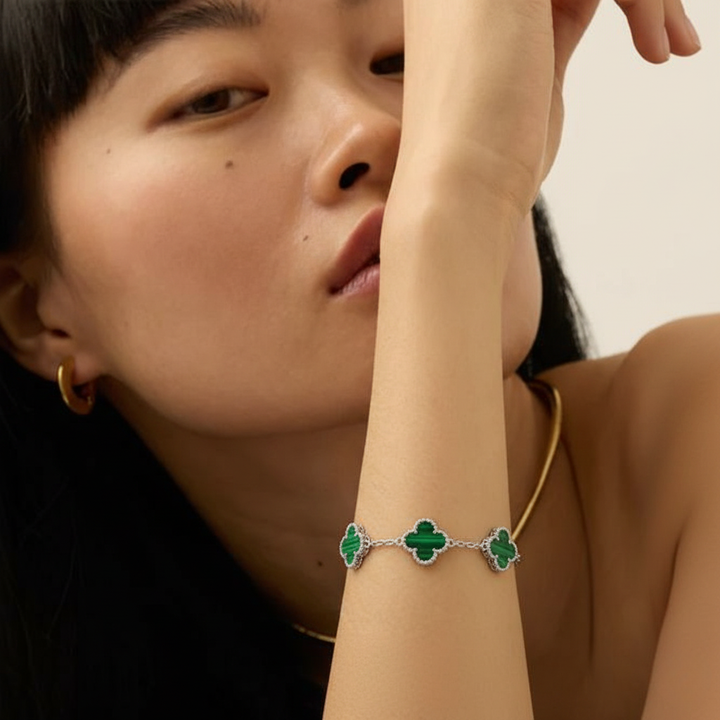 Clover Bracelet Green – Elegant Four-Leaf Charm Bracelet for Luck & Timeless Style