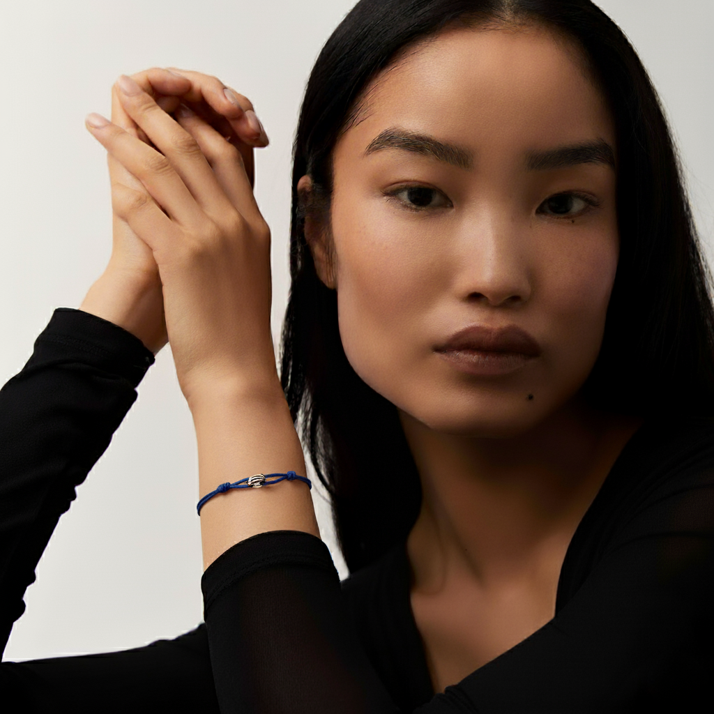 Trifecta Gold Bracelet – Elegant Triple-Band Desig