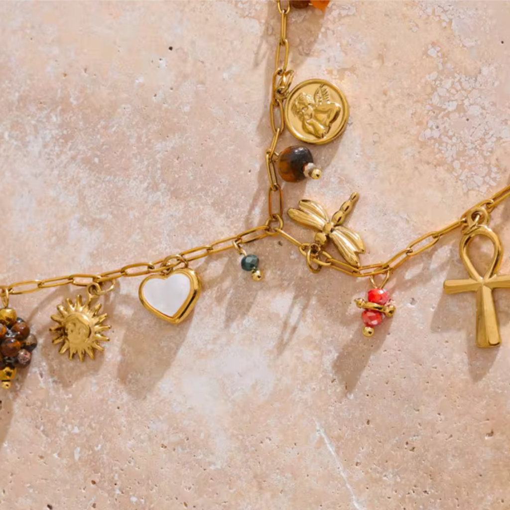 Muse Necklace Elegant Pendant