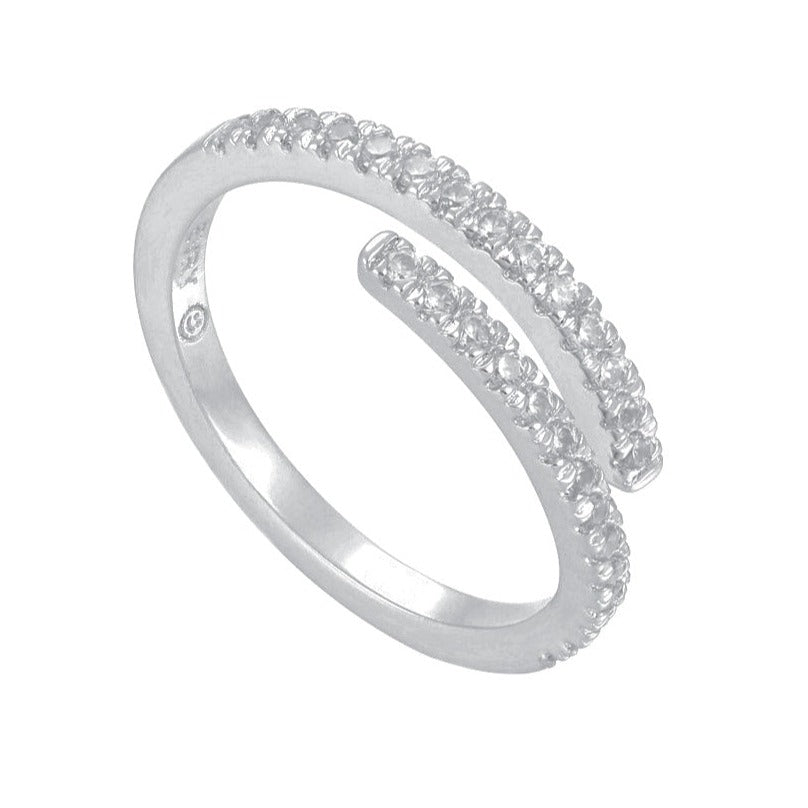 Forever Ring – Timeless Band with Elegant Shine for Love & Everyday Style
