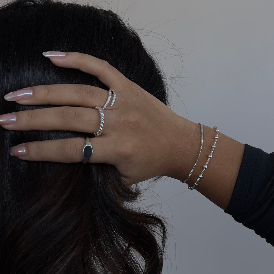 Forever Ring – Timeless Band with Elegant Shine for Love & Everyday Style
