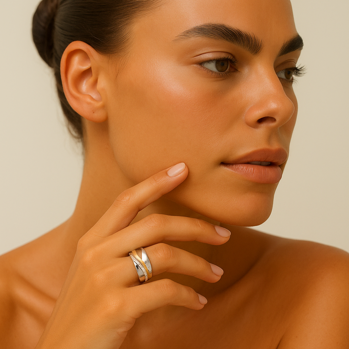 Vintage rose gold and silver ring with zirconium