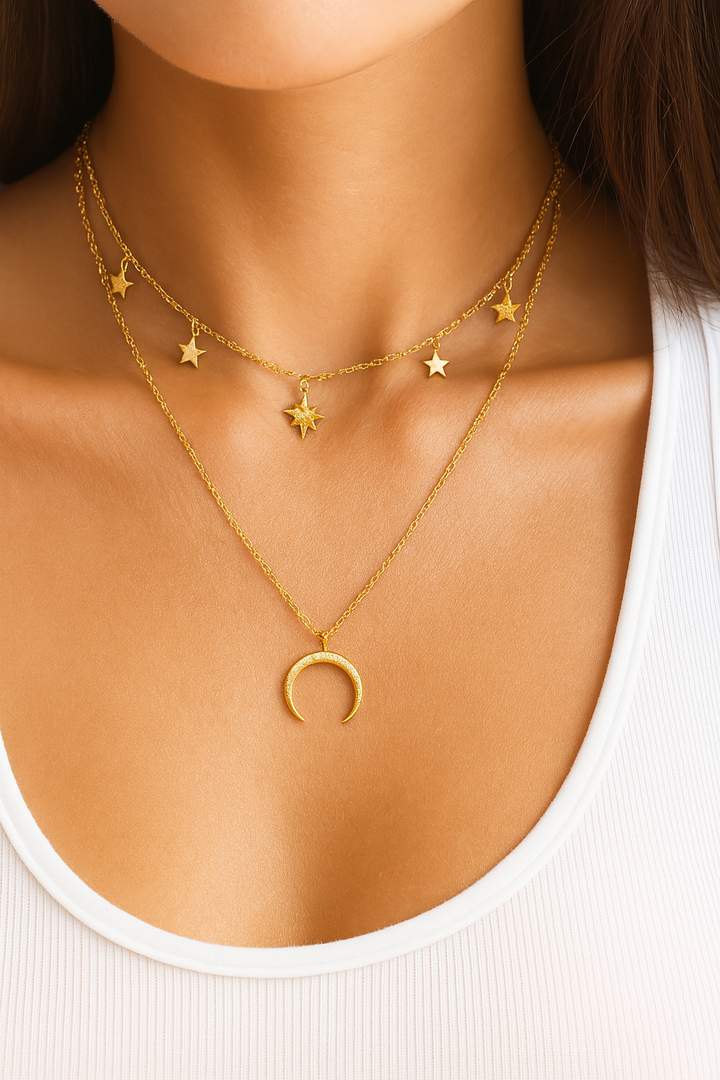 Elegant Gold Half Moon Pendant Necklace – Minimalist Timeless Jewelry for Women