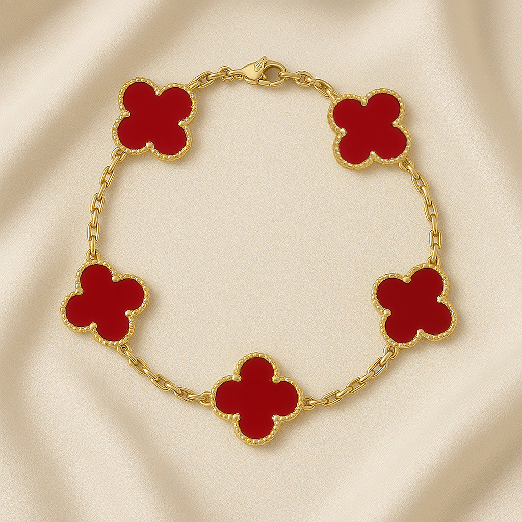 Clover Bracelet Red – Stylish Four-Leaf Charm Bracelet for Luck & Elegance